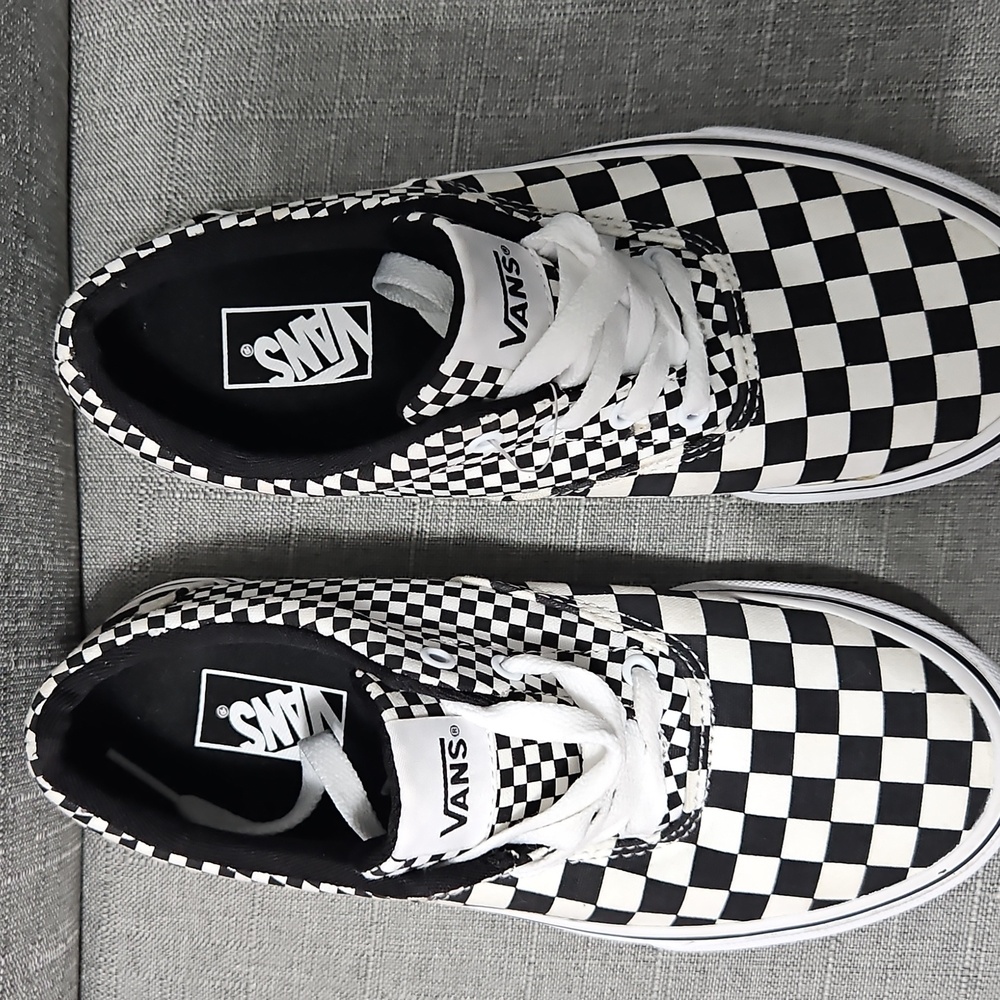 Vans Black and White Checkerboard Shoes NWOT. CLEARANCE PRICE FIRM - Picture 2 of 5